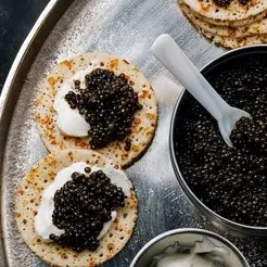 Trung-ca-tam-caviar-1.jpg