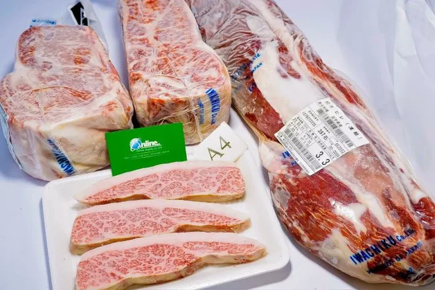 Suon-khong-xuong-bo-wagyu-nhat-ban-a4-1.jpg