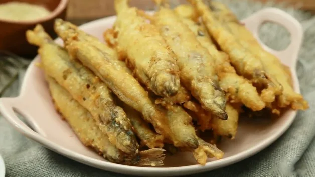 Ca-trung-mot-nang-nhat-ban-chien.jpg