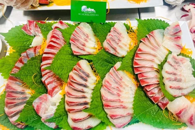 Ca-kampachi-nhat-ban-thai-sashimi.jpg