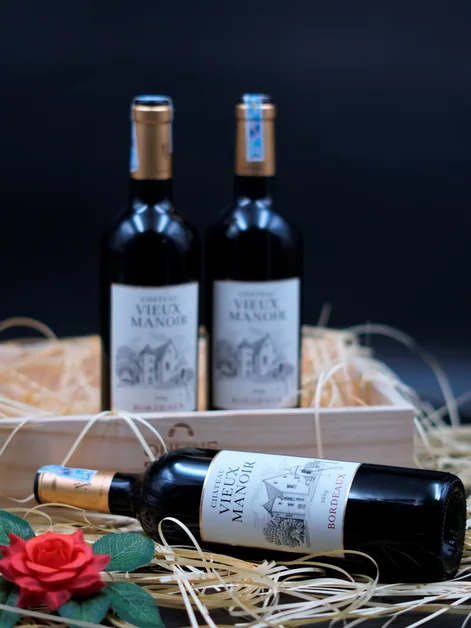 Ruou-vang-chateau-vieux-manoir-bordeaux-phap.JPG